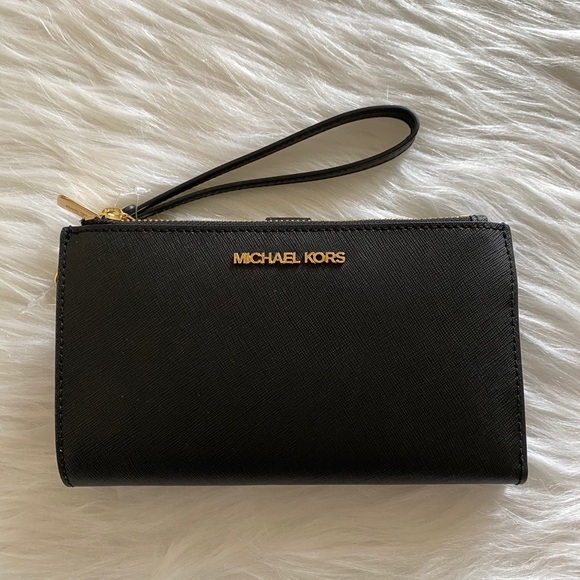 Michael Kors - Picture 3 of 8